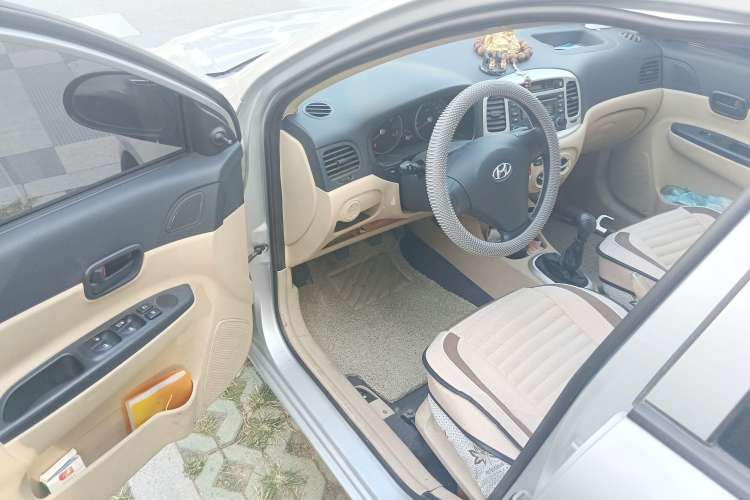 Used Hyundai Accent 2008 1.4 Manual Comfort Edition Driver Seat