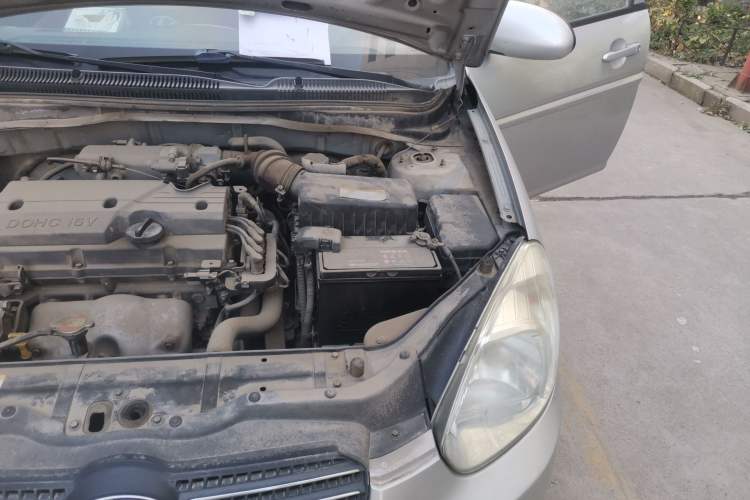 Used Hyundai Accent 2008 1.4 Manual Comfort Edition Engine Bay Left