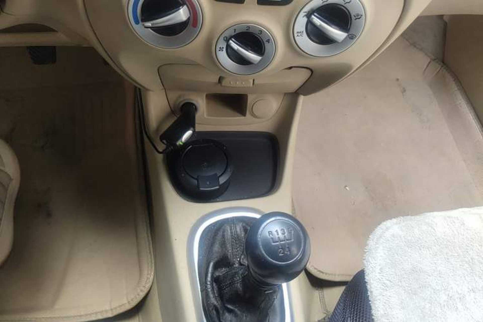 Used Hyundai Accent 2008 1.4 Manual Comfort Edition Gear Lever
