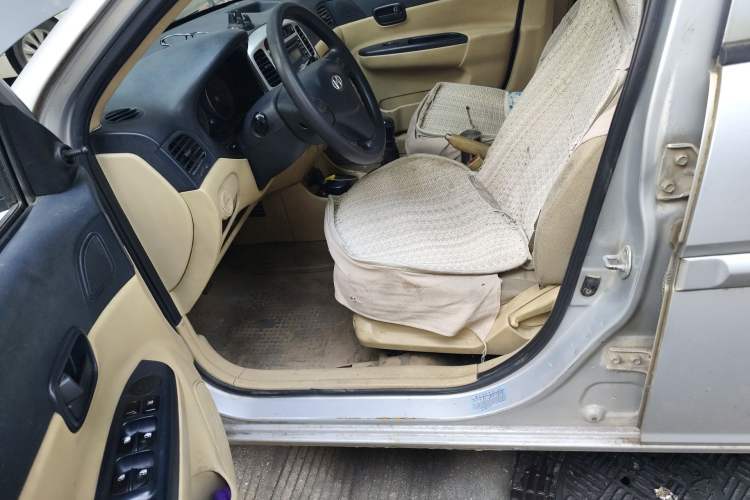 Used Hyundai Accent 2008 1.4 Manual Comfort Edition Left Front Seat