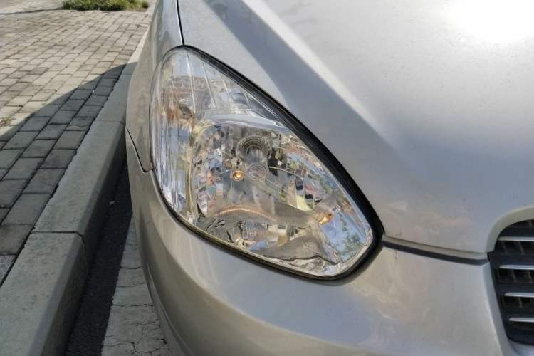Used Hyundai Accent 2008 1.4 Automatic Comfort Edition Right Front Headlight