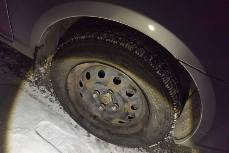 Used Hyundai Accent 2008 1.4 Manual Comfort Edition Right Front Wheel Hub