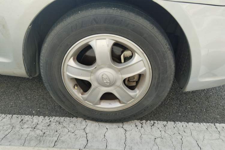 Used Hyundai Accent 2008 1.4 Automatic Comfort Edition Right Front Wheel Hub