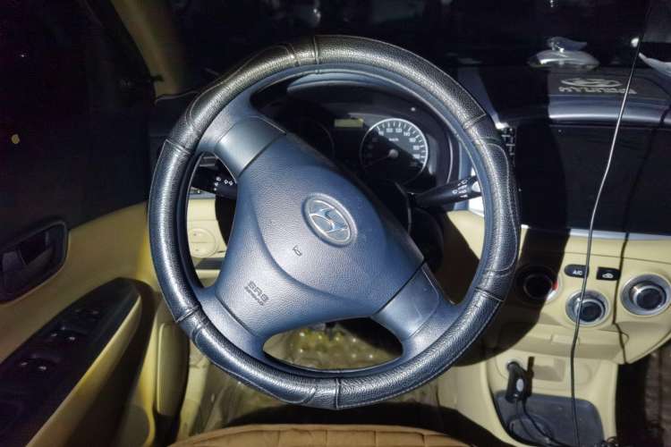 Used Hyundai Accent 2008 1.4 Manual Comfort Edition Steering Wheel