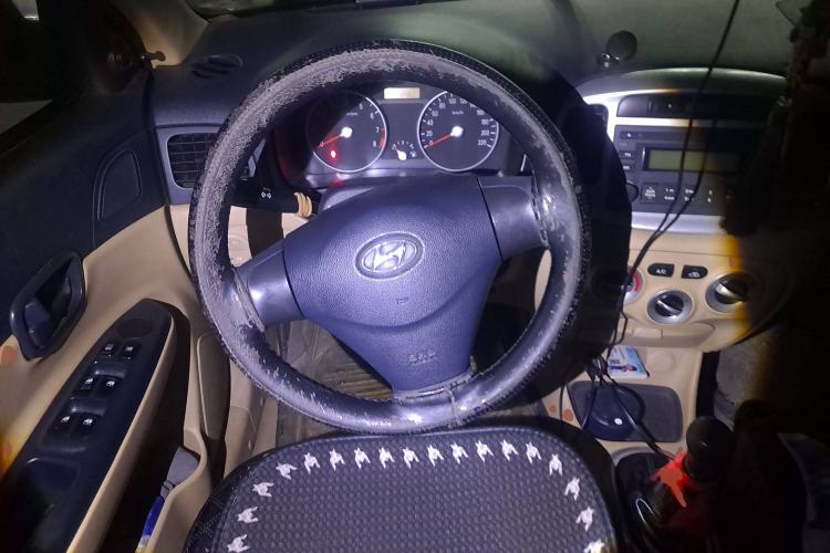 Used Hyundai Accent 2008 1.4 Manual Comfort Edition Steering Wheel