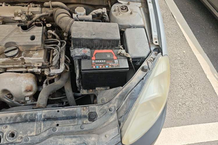 Used Hyundai Accent 2009 1.4 Manual Comfort Navigation Version Engine Bay Left