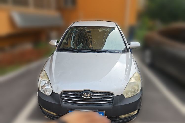 Used Hyundai Accent 2009 1.4 Manual Comfort Navigation Version Front