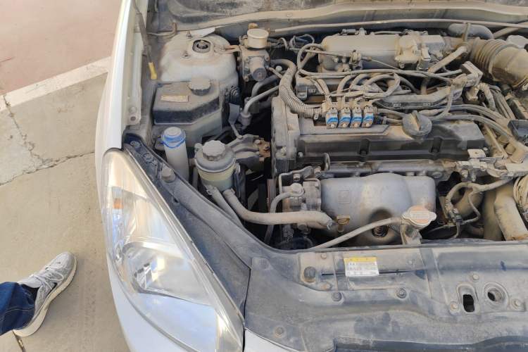 Used Hyundai Accent 2009 1.4 Manual Comfort Navigation Version Engine Bay Right