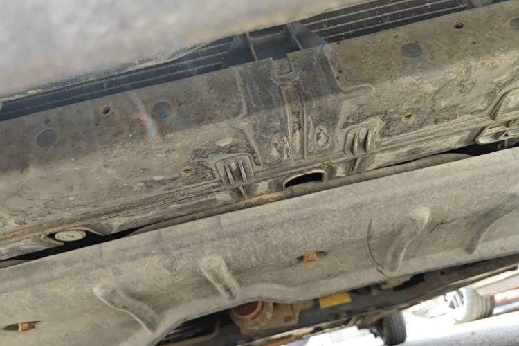 Used Hyundai Accent 2011 1.4 Manual Comfort Version Chassis Front