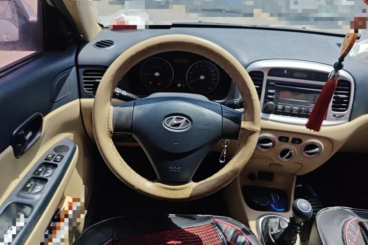 Used Hyundai Accent 2011 1.4 Manual Comfort Version Steering Wheel