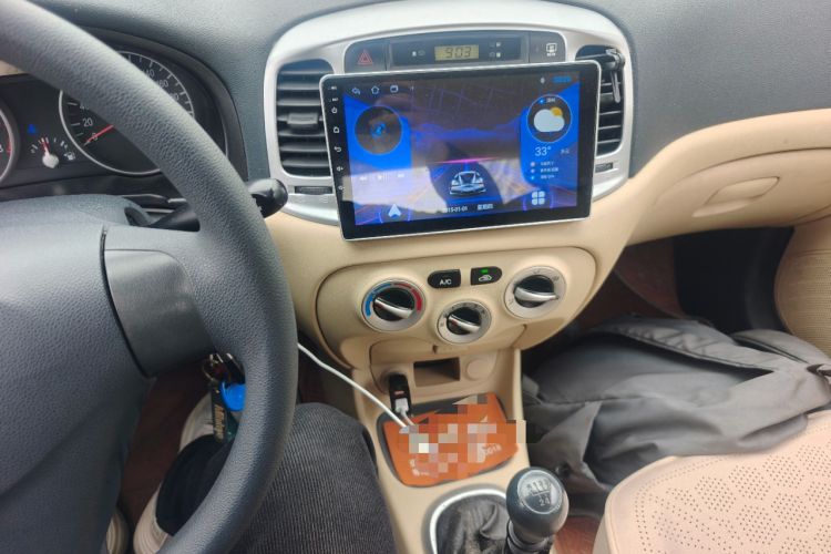 Used Hyundai Accent 2011 1.4 Manual Comfort Version Audio And AC Panel