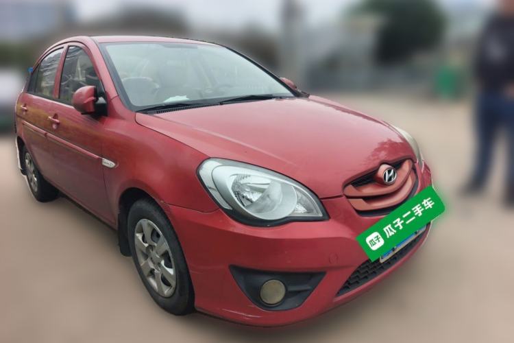 Used Hyundai Accent 2011 1.4 Manual Comfort Version Front Right 45 Deg
