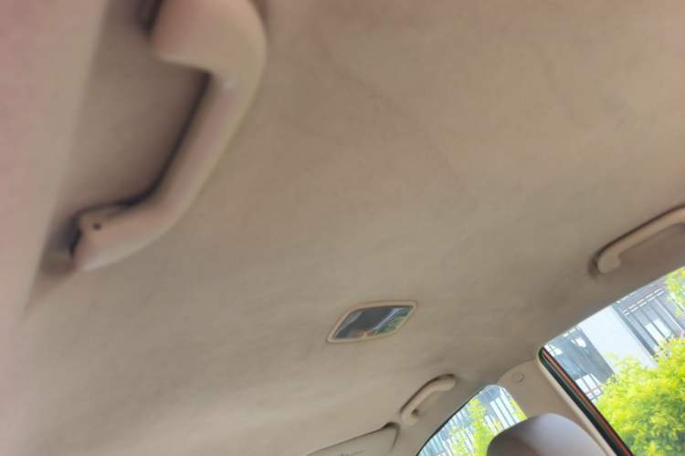 Used Hyundai Accent 2011 1.4 Manual Comfort Version Headliner