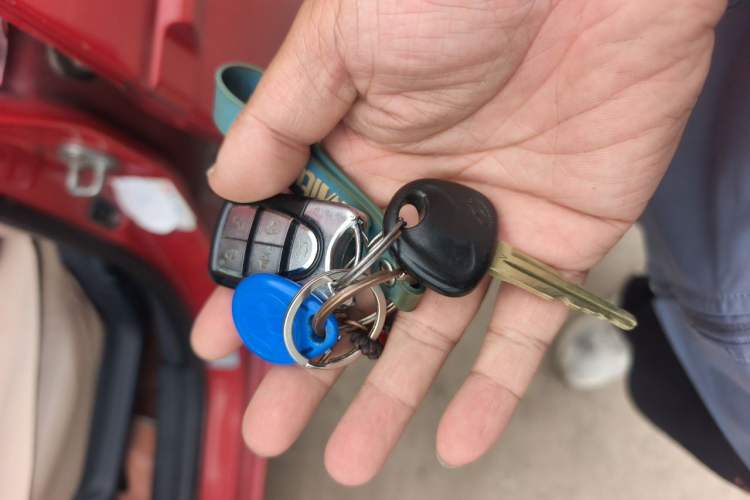 Used Hyundai Accent 2011 1.4 Manual Comfort Version Vehicle Key