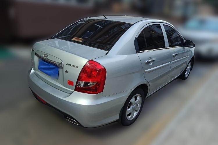 Used Hyundai Accent 2011 1.4 Automatic Comfort Model Rear Right 45 Deg