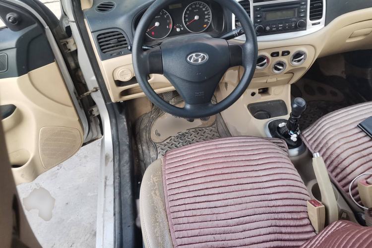 Used Hyundai Accent 2011 1.4 Manual Comfort Version Steering Wheel