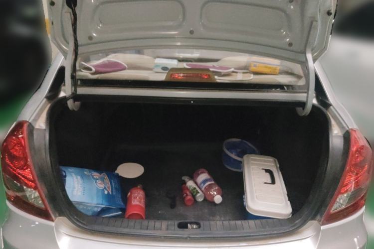 Used Hyundai Accent 2011 1.4 Manual Comfort Version Trunk