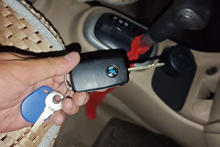 Used Hyundai Accent 2011 1.4 Automatic Comfort Model Vehicle Key