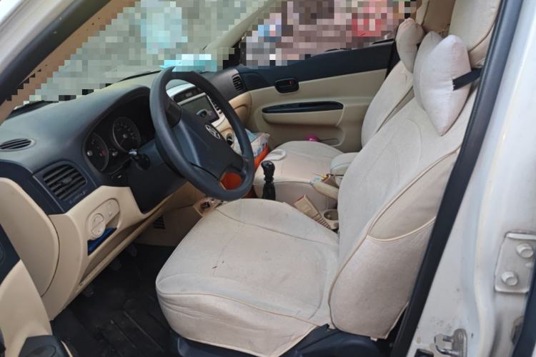 Used Hyundai Accent 2011 1.4 Manual Comfort Version Left Front Seat