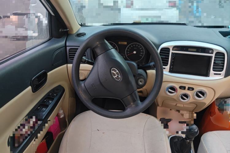 Used Hyundai Accent 2011 1.4 Manual Comfort Version Steering Wheel