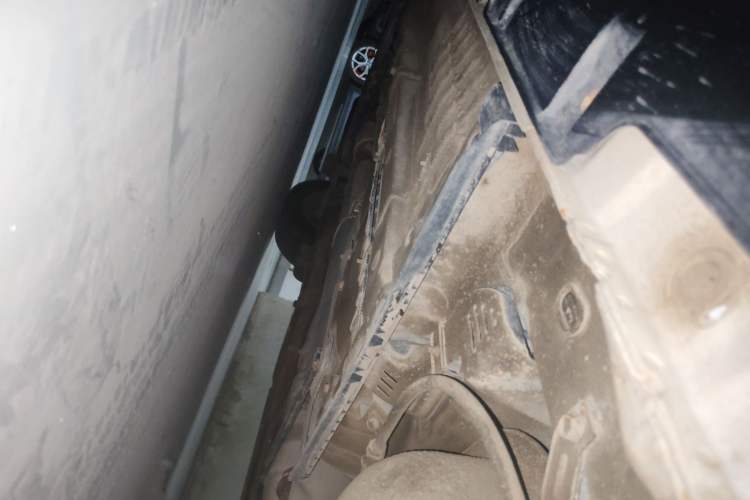 Used Hyundai Azera 2006 3.3 Top-of-the-Line Version Chassis Rear Left