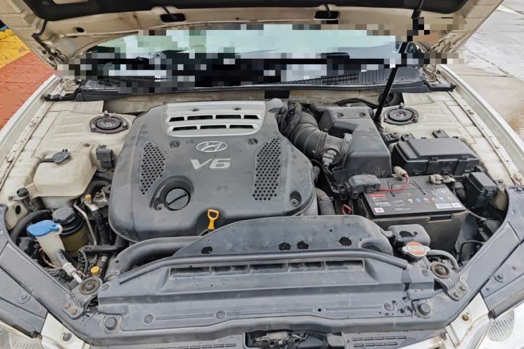 Used Hyundai Azera 2006 2.7 Top-Tier Version Engine Bay