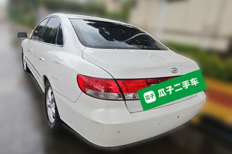 Used Hyundai Azera 2006 2.7 Top-Tier Version Rear Left 45 Deg