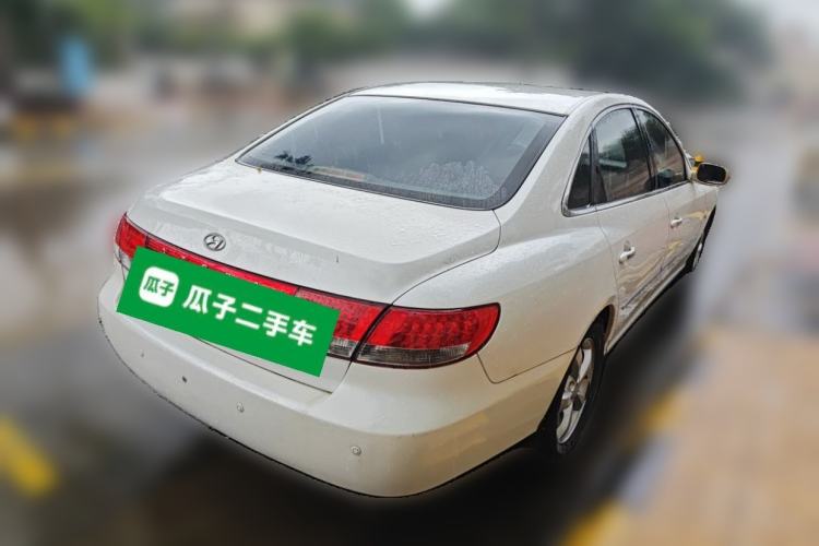 Used Hyundai Azera 2006 2.7 Top-Tier Version Rear Right 45 Deg