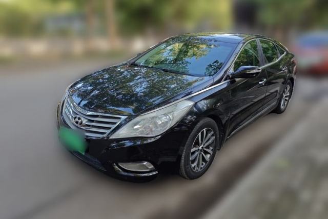 Used Hyundai Azera 2011 3.0L Premium Model
