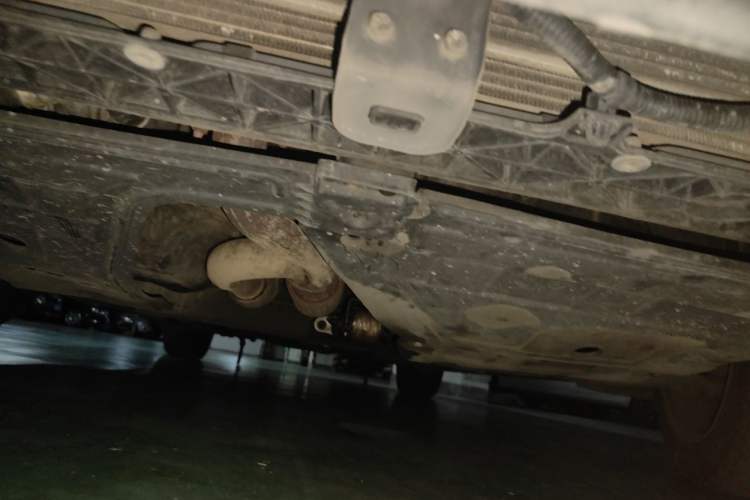 Used Hyundai Azera 2011 3.0L Flagship Edition Chassis Front