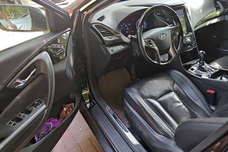 Used Hyundai Azera 2011 3.0L Flagship Edition Driver Seat