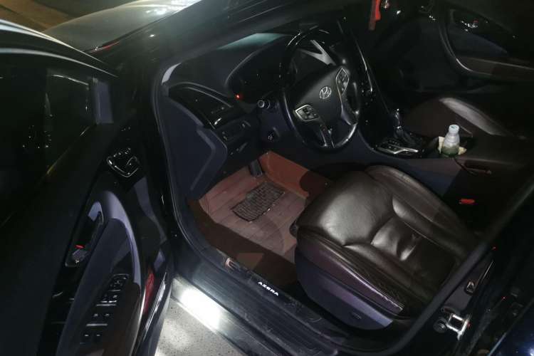 Used Hyundai Azera 2011 2.4L Flagship Edition Driver Seat