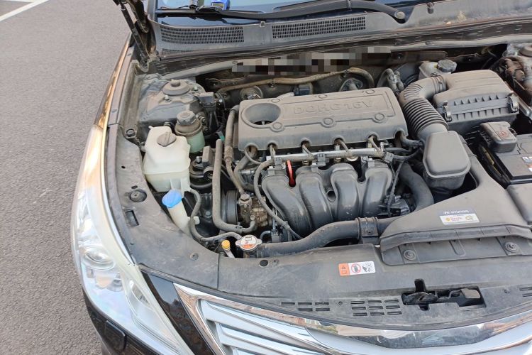 Used Hyundai Azera 2011 2.4L Flagship Edition Engine Bay Right