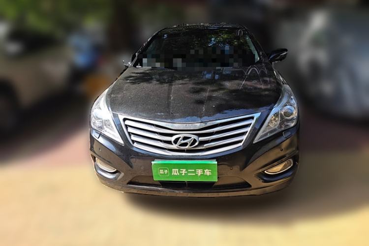 Used Hyundai Azera 2011 3.0L Flagship Edition Front