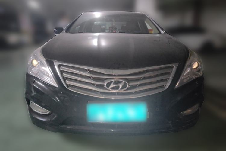 Used Hyundai Azera 2011 3.0L Flagship Edition Front
