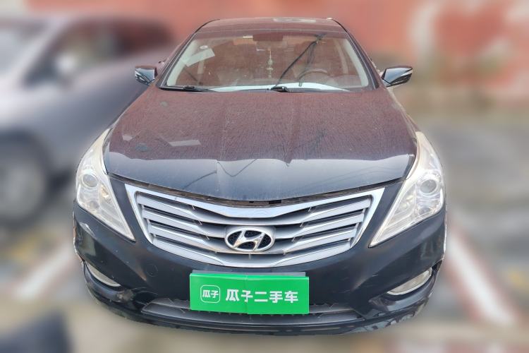 Used Hyundai Azera 2011 2.4L Luxury Model Front
