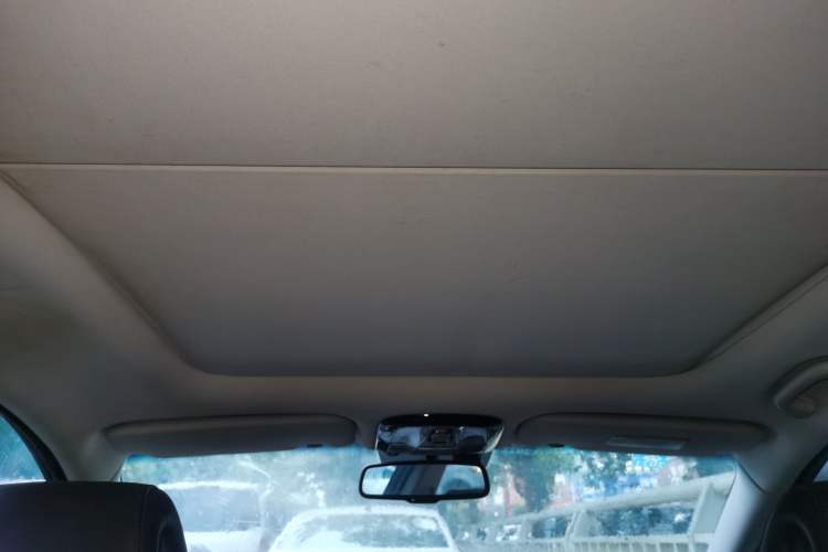 Used Hyundai Azera 2011 2.4L Luxury Model Headliner