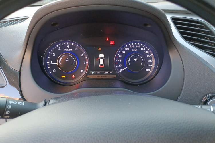 Used Hyundai Azera 2011 2.4L Flagship Edition Instrument Cluster