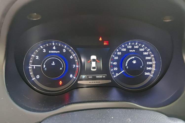 Used Hyundai Azera 2011 3.0L Flagship Edition Instrument Cluster