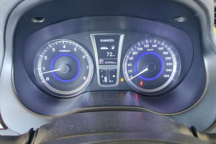 Used Hyundai Azera 2011 2.4L Luxury Model Instrument Cluster