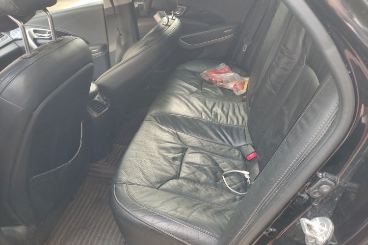 Used Hyundai Azera 2011 2.4L Comfort Version Left Rear Seat