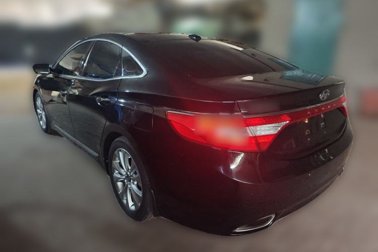 Used Hyundai Azera 2011 3.0L Flagship Edition Rear Left 45 Deg