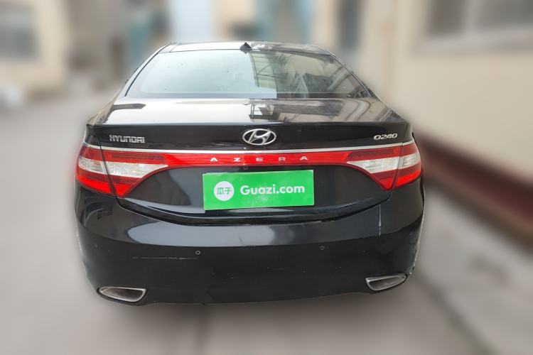 Used Hyundai Azera 2011 2.4L Luxury Model Rear