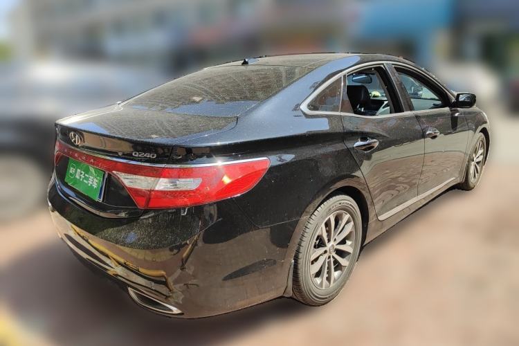 Used Hyundai Azera 2011 2.4L Flagship Edition Rear Right 45 Deg