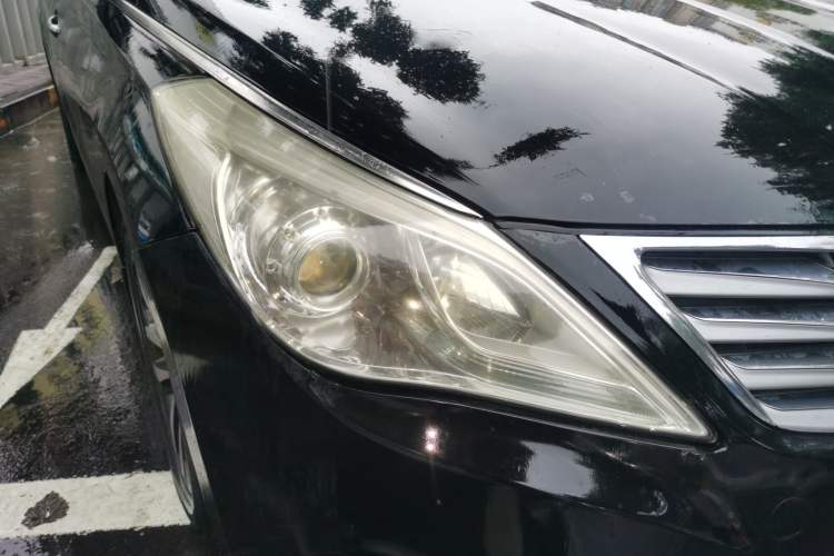 Used Hyundai Azera 2011 2.4L Luxury Model Right Front Headlight