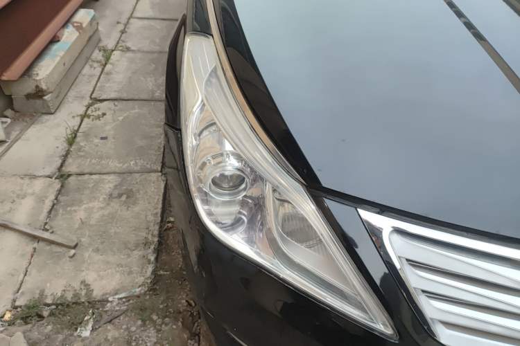 Used Hyundai Azera 2011 2.4L Luxury Model Right Front Headlight