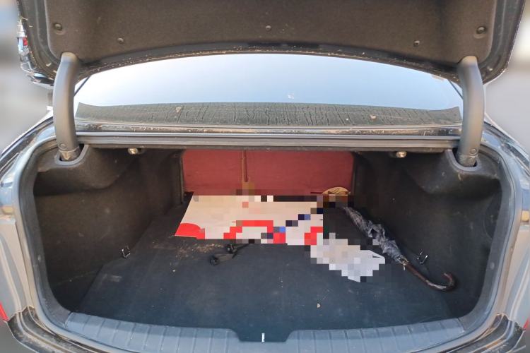 Used Hyundai Azera 2011 2.4L Flagship Edition Trunk