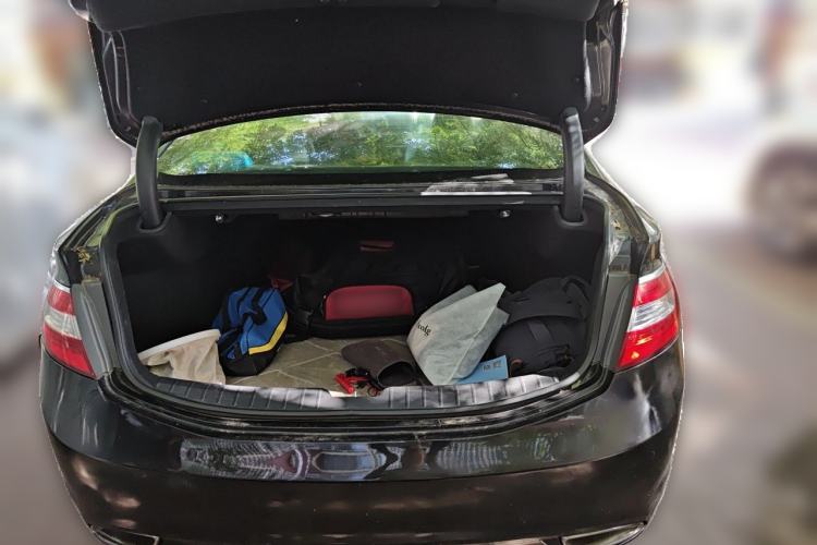 Used Hyundai Azera 2011 3.0L Flagship Edition Trunk