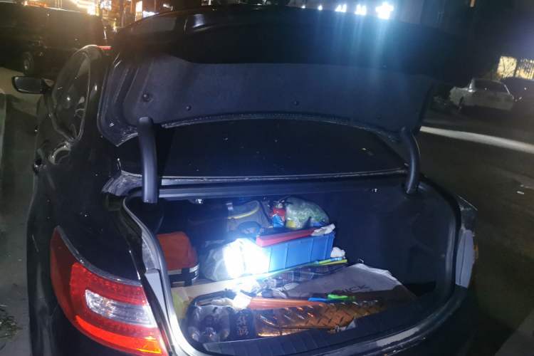 Used Hyundai Azera 2011 2.4L Flagship Edition Trunk