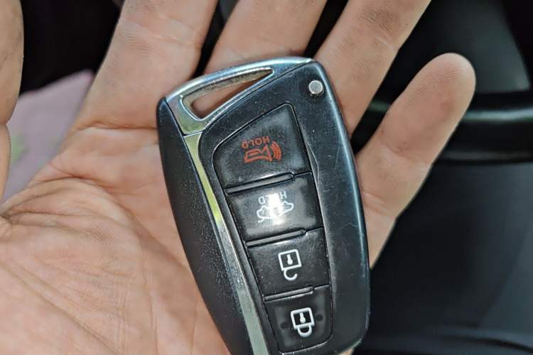 Used Hyundai Azera 2011 3.0L Flagship Edition Vehicle Key
